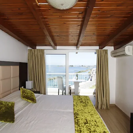 Hotell Nirikos Lefkáda